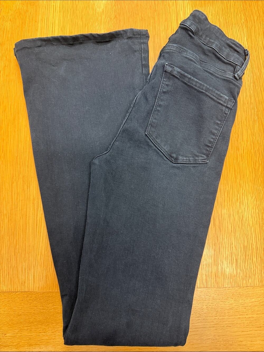 Frame Denim Le One Flare - Black